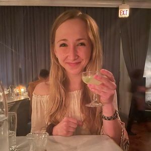 Meet your Posher, Brooke